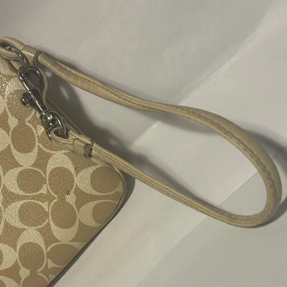 Coach Wristlet Set - Blue, Tan, and Pink - Picture 9 of 13